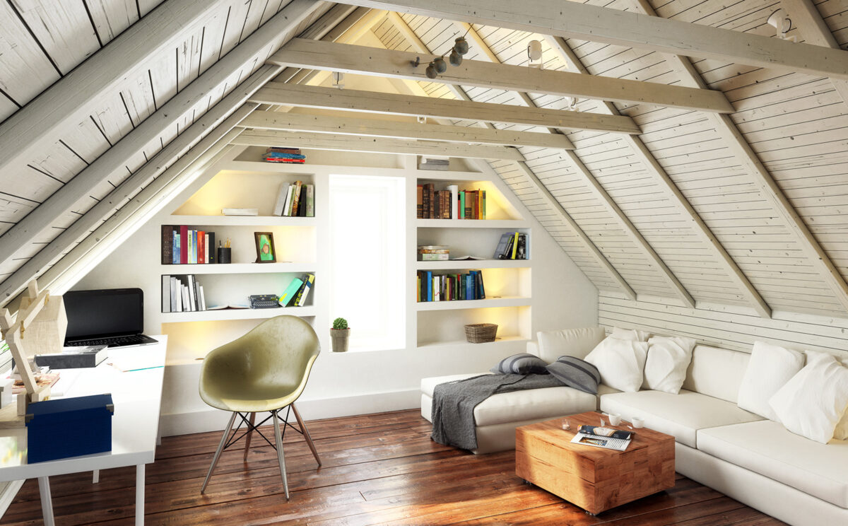 Den Dachboden ausbauen, wie hier den Spitzboden, bringt neuen Wohnraum, zum Beispiel für das Home-Office.